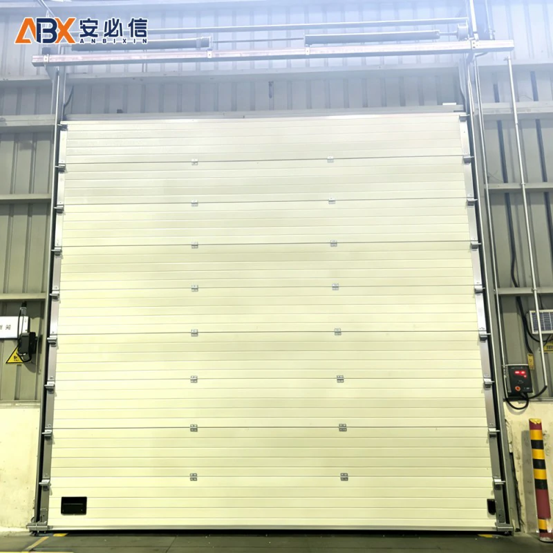 伊犁哈萨克分节式滑升门